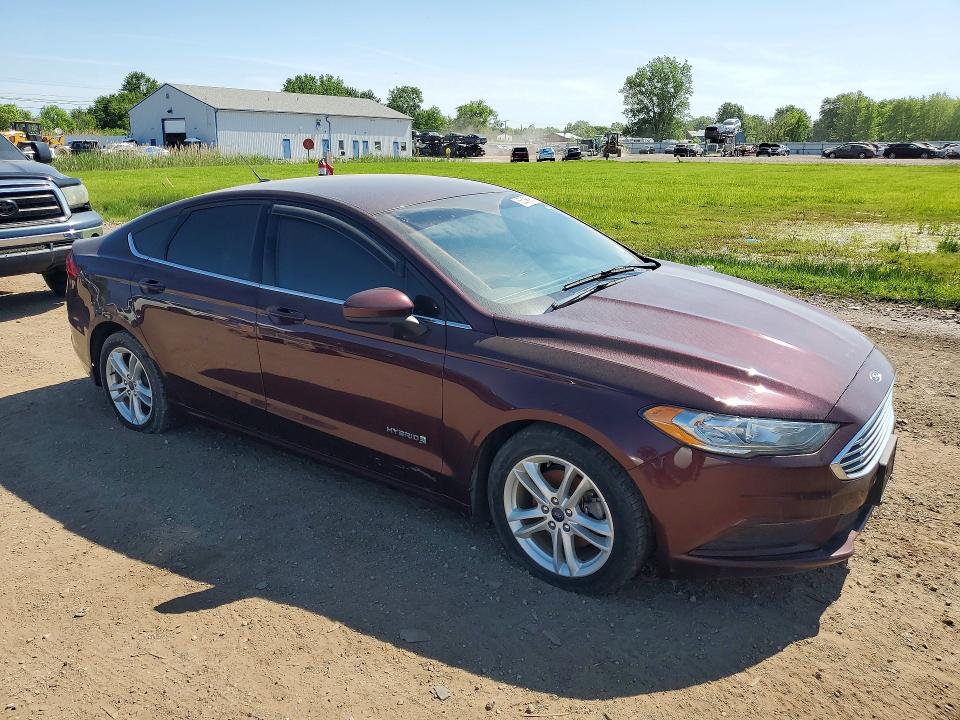55506696 :رقم المزاد ، 3FA6P0LU3JR239134 vin ، 2018 Ford Fusion مزاد بيع