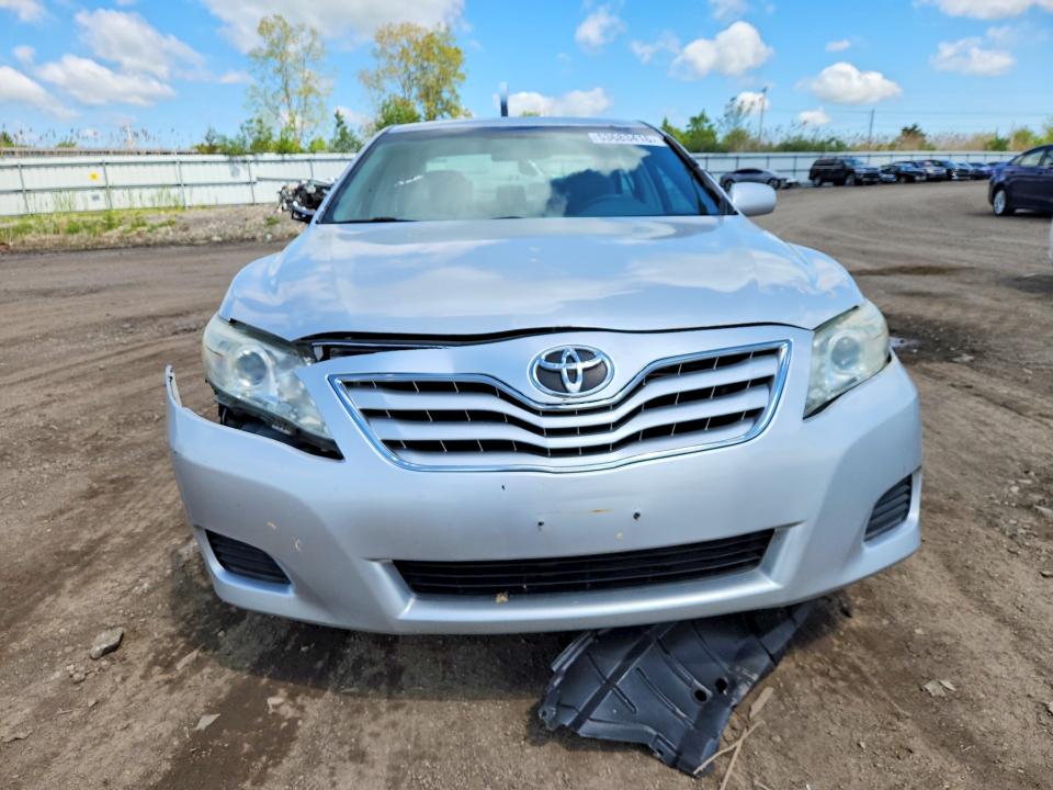 53683416 :رقم المزاد ، 4T4BF3EK1BR215256 vin ، 2011 Toyota Camry مزاد بيع