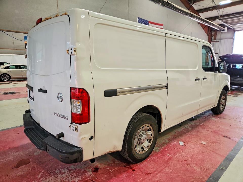 56706596 :رقم المزاد ، 1N6BF0KYXJN805936 vin ، 2018 Nissan Nv مزاد بيع