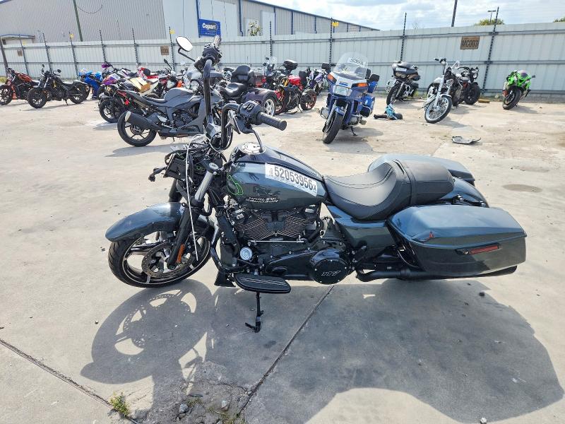 52053956 :رقم المزاد ، 1HD1KH717SB644709 vin ، 2025 Harley-davidson Fltrx مزاد بيع