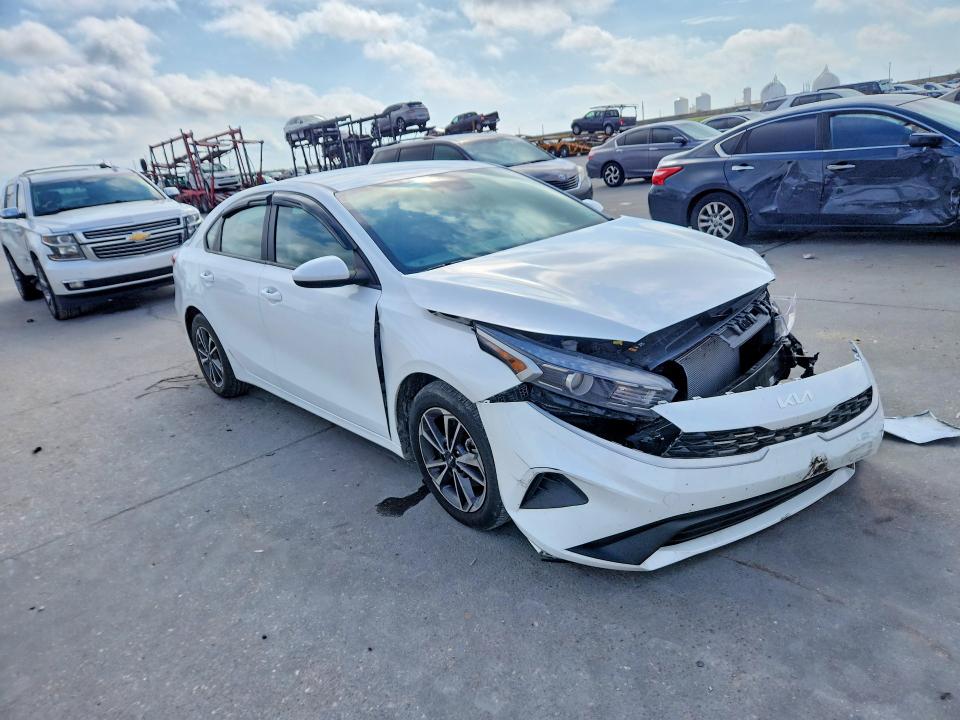Продажа на аукционе авто 2024 Kia Forte, vin: 3KPF24AD8RE732314, номер лота: 54051396