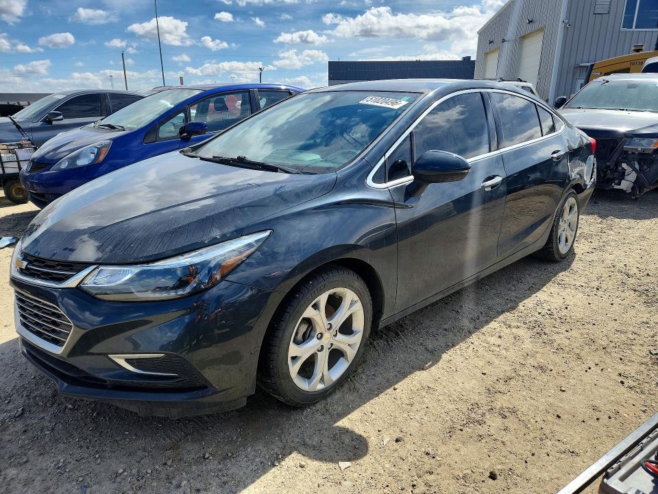 51020496 :رقم المزاد ، 1G1BF5SM1H7245583 vin ، 2017 Chevrolet Cruze مزاد بيع