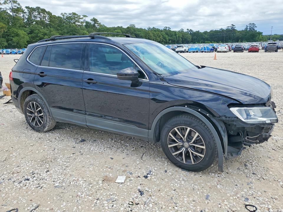 53177606 :رقم المزاد ، 3VV3B7AX6KM161871 vin ، 2019 Volkswagen Tiguan مزاد بيع