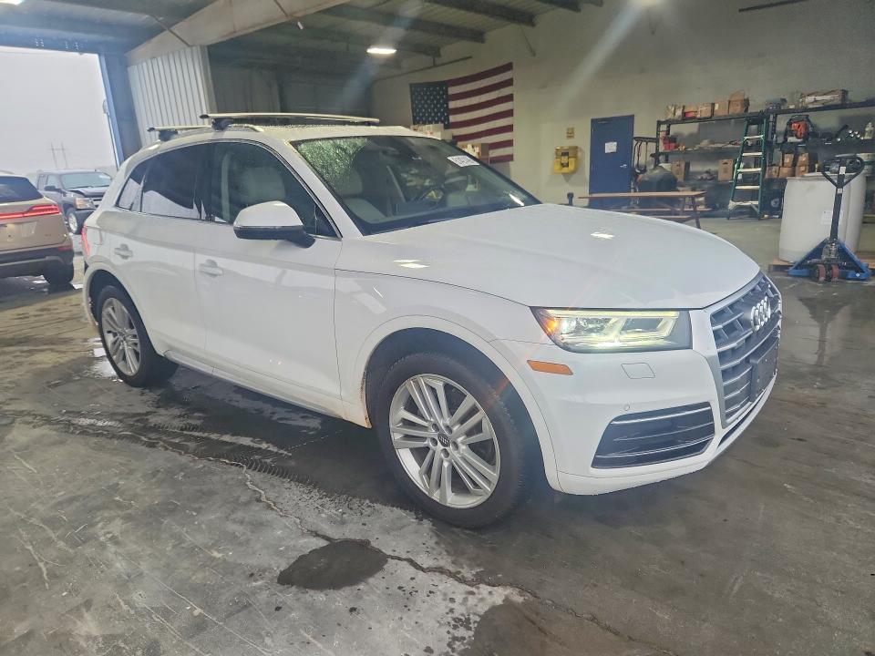 51421436 :رقم المزاد ، WA1BNAFY1J2133296 vin ، 2018 Audi Q5 مزاد بيع