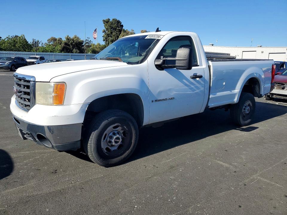 54005206 :رقم المزاد ، 1GDHC24K58E108240 vin ، 2008 Gmc Sierra مزاد بيع
