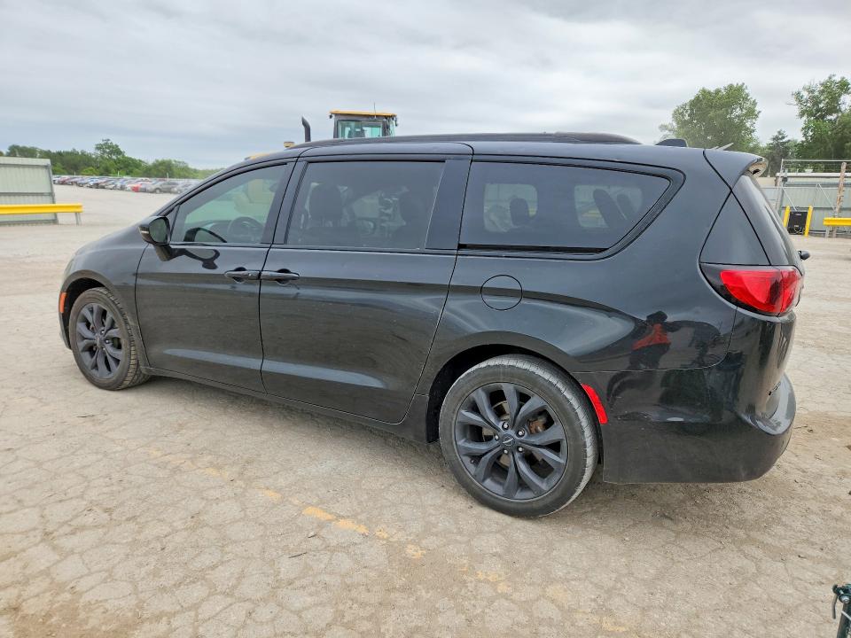 Продажа на аукционе авто 2018 Chrysler Pacifica, vin: 2C4RC1GG4JR194420, номер лота: 52204946