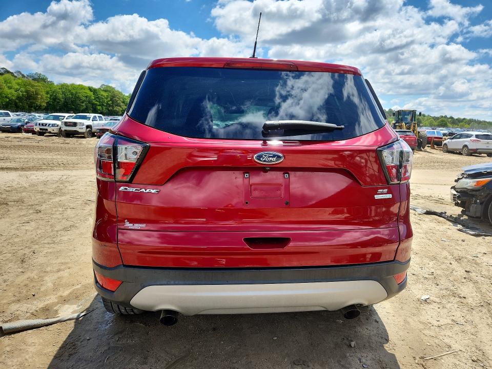 2017 Ford Escape მანქანა იყიდება აუქციონზე, vin: 1FMCU0GD7HUE62856, აუქციონის ნომერი: 53988906