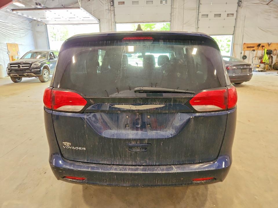 2020 Chrysler Voyager მანქანა იყიდება აუქციონზე, vin: 2C4RC1AGXLR120771, აუქციონის ნომერი: 54465746