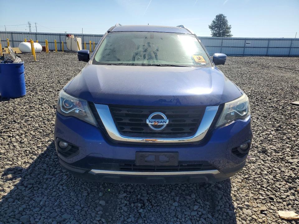 53231126 :رقم المزاد ، 5N1DR2MM9HC900322 vin ، 2017 Nissan Pathfinder مزاد بيع