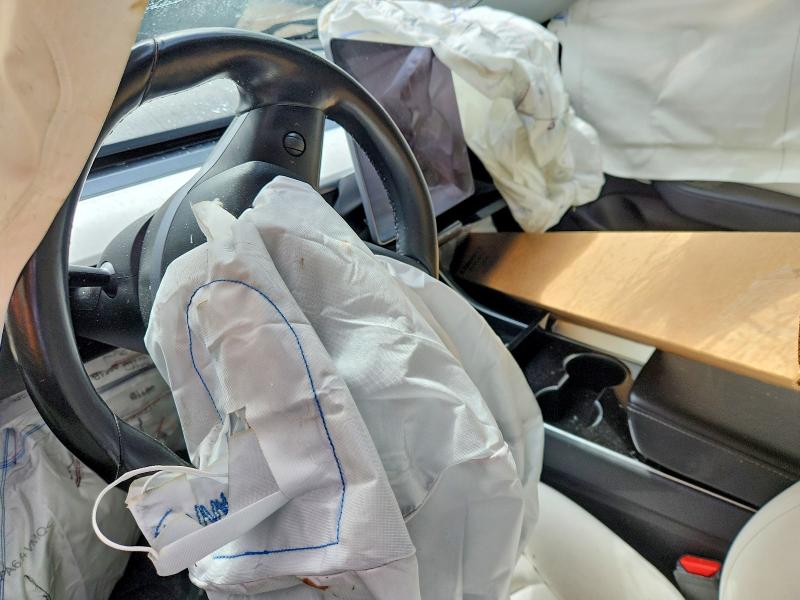 Продаж на аукціоні авто 2018 Tesla Model 3, vin: 5YJ3E1EB8JF184315, номер лоту: 52487046