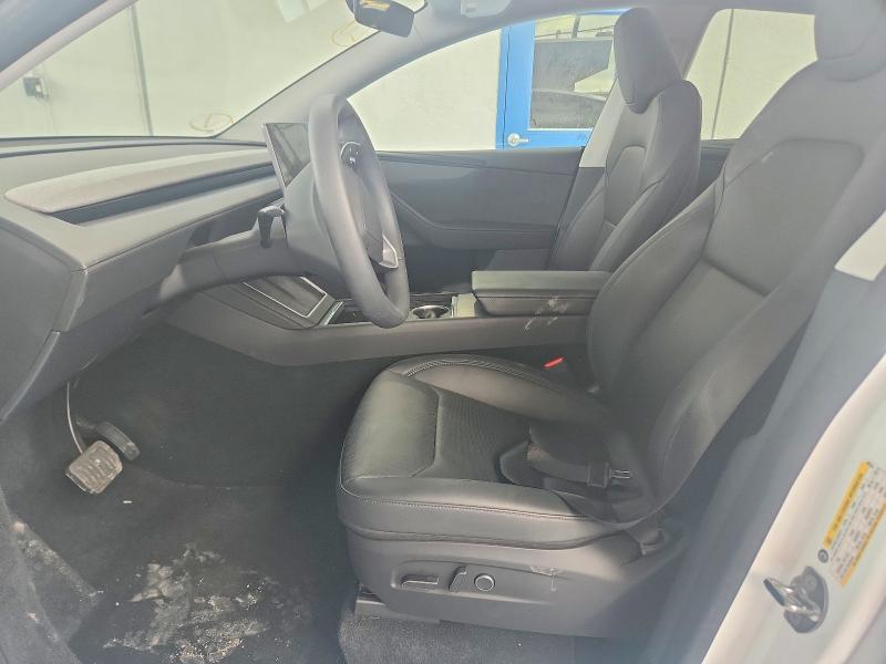 2026 Tesla Model Y მანქანა იყიდება აუქციონზე, vin: 7SAYGDEE3TA405916, აუქციონის ნომერი: 52926496