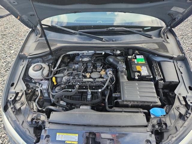 51677116 :رقم المزاد ، WAU5ULFF3J1083472 vin ، 2018 Audi A3 مزاد بيع