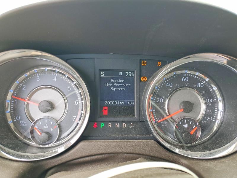 2011 Chrysler Town & Country მანქანა იყიდება აუქციონზე, vin: 2A4RR8DG9BR759882, აუქციონის ნომერი: 54167256