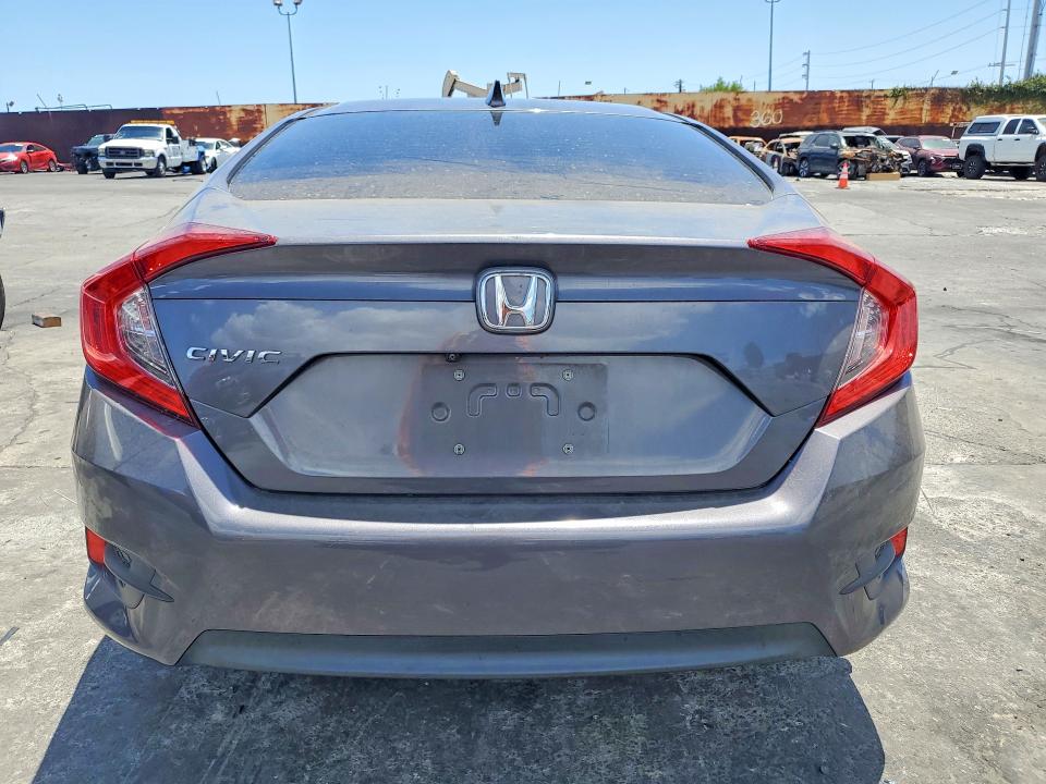 2018 Honda Civic მანქანა იყიდება აუქციონზე, vin: 2HGFC2F76JH601218, აუქციონის ნომერი: 53260846
