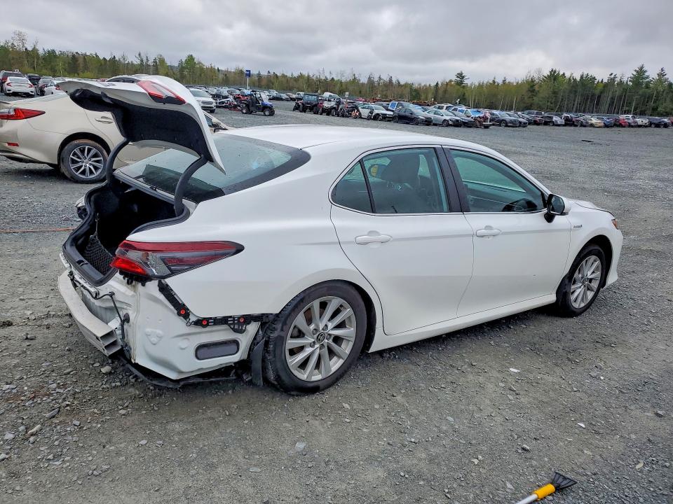 Продажа на аукционе авто 2021 Toyota Camry, vin: 4T1C31AK6MU565387, номер лота: 54757546
