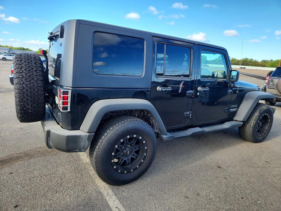 2010 Jeep Wrangler Unlimited მანქანა იყიდება აუქციონზე, vin: 1J4HA3H10AL166558, აუქციონის ნომერი: 55613856