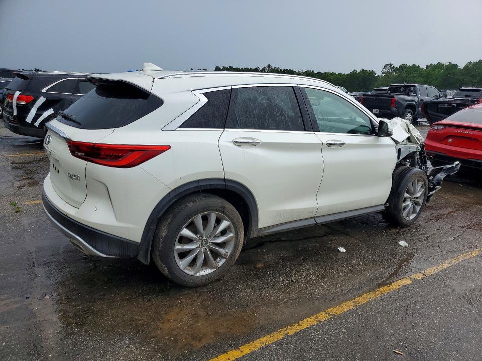 54670816 :رقم المزاد ، 3PCAJ5BA8MF122388 vin ، 2021 Infiniti Qx50 مزاد بيع
