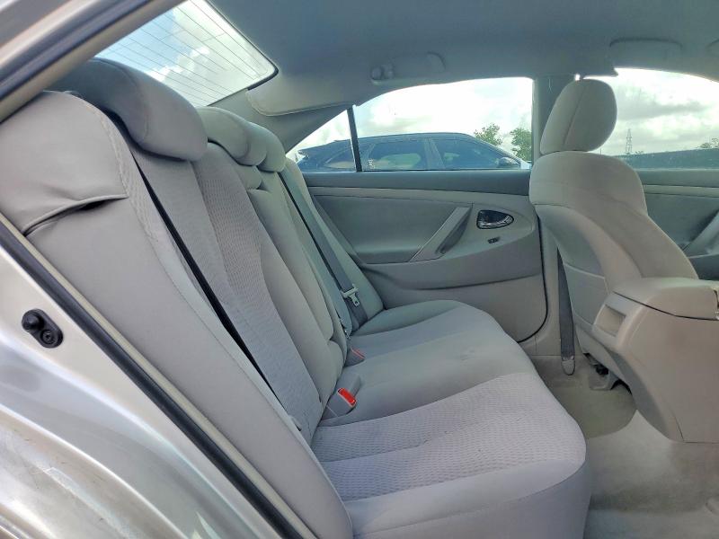 55162116 :رقم المزاد ، 4T1BF3EKXBU123380 vin ، 2011 Toyota Camry مزاد بيع