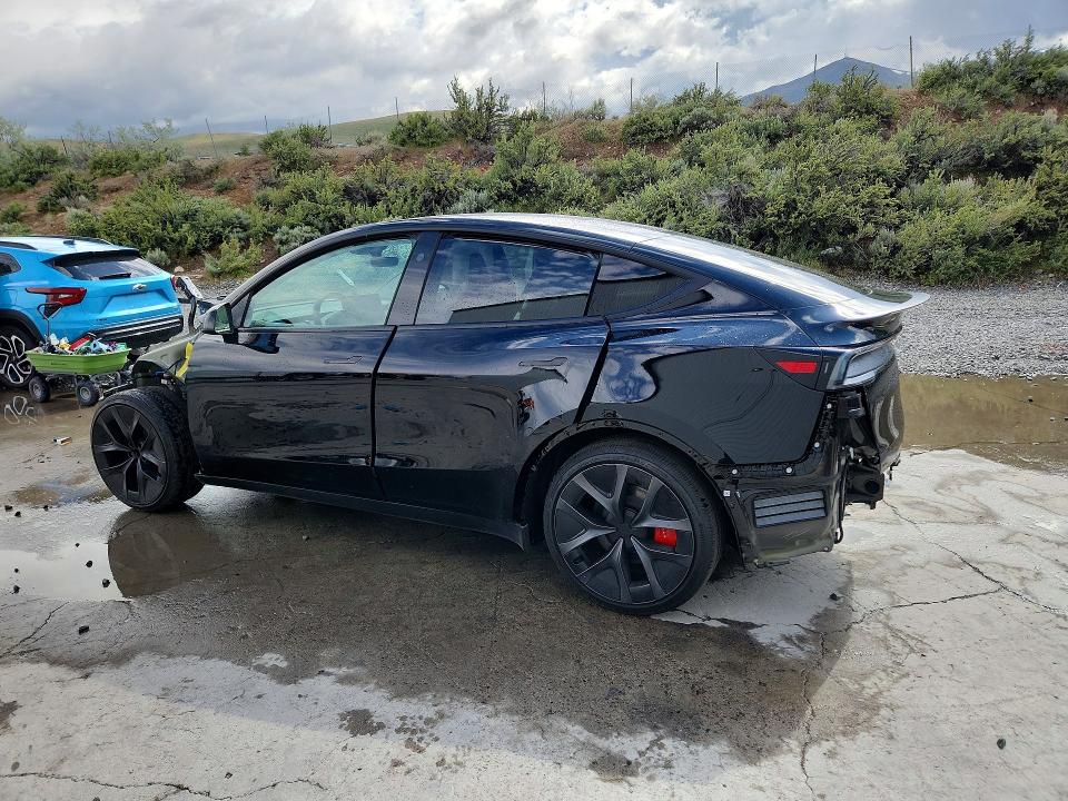 Продажа на аукционе авто 2026 Tesla Model Y, vin: 7SAYGDET3TA613387, номер лота: 52205556