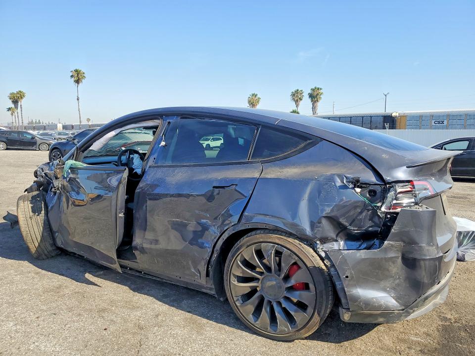 Продажа на аукционе авто 2022 Tesla Model Y, vin: 7SAYGDEF7NF381022, номер лота: 54276326