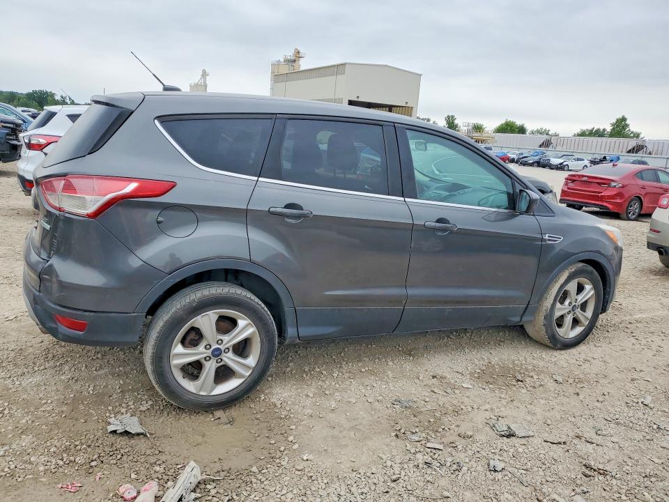 2015 Ford Escape მანქანა იყიდება აუქციონზე, vin: 1FMCU0GX7FUC88584, აუქციონის ნომერი: 53816746