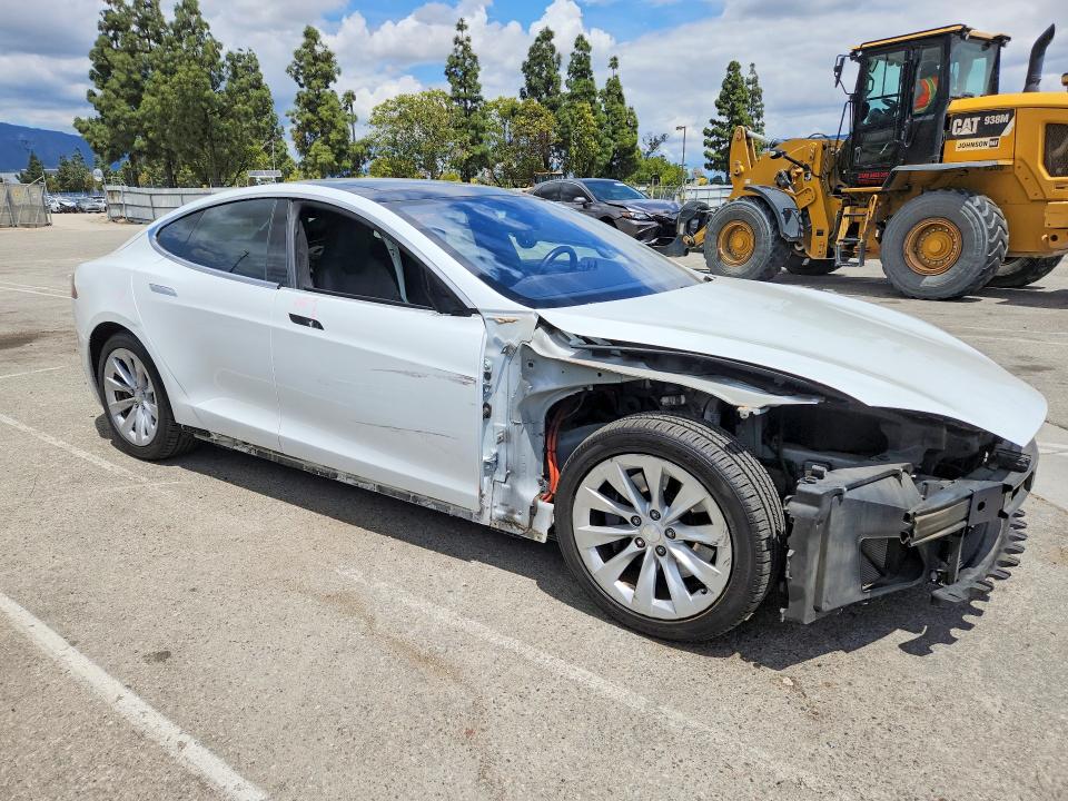 Aukcja sprzedaży 2016 Tesla Model S, vin: 5YJSA1E23GF155286, numer aukcji: 52083306