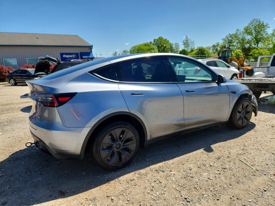 52837416 :رقم المزاد ، 7SAYGDEE5SA359052 vin ، 2025 Tesla Model Y مزاد بيع