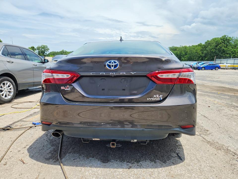 2019 Toyota Camry Hybrid მანქანა იყიდება აუქციონზე, vin: 4T1B21HK7KU520475, აუქციონის ნომერი: 55426836