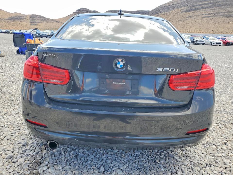 Aukcja sprzedaży 2016 Bmw 320, vin: WBA8E1G57GNT38114, numer aukcji: 51330816