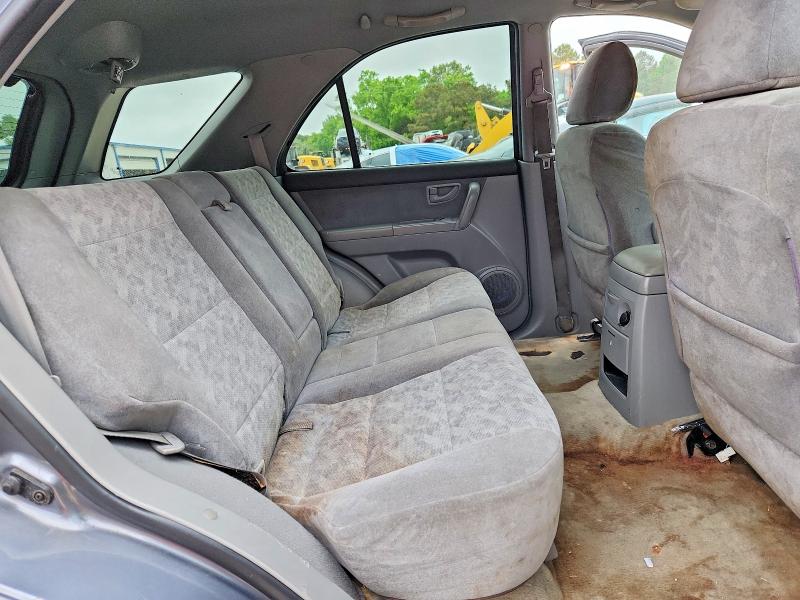 2004 Kia Sorento მანქანა იყიდება აუქციონზე, vin: KNDJD733845287118, აუქციონის ნომერი: 54676786