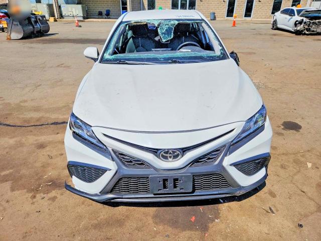 Продажа на аукционе авто 2023 Toyota Camry, vin: 4T1G11BKXPU089798, номер лота: 54100676