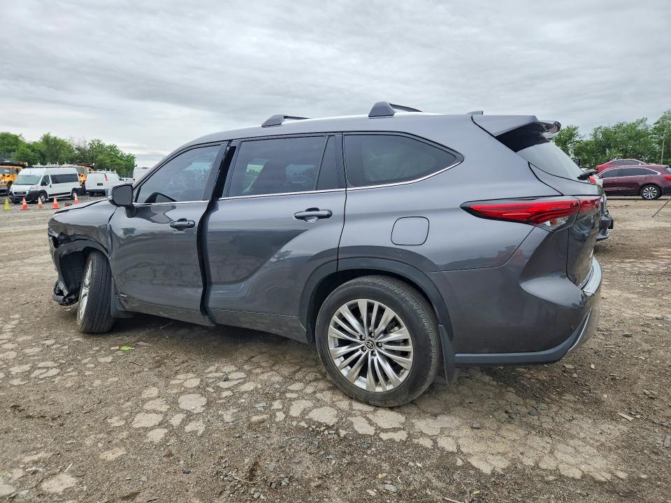 53665166 :رقم المزاد ، 5TDEBRCH6PS596986 vin ، 2023 Toyota Highlander Hybrid مزاد بيع