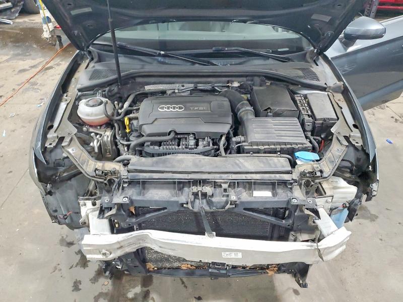 Продажа на аукционе авто 2018 Audi A3, vin: WAUJ8GFF0J1009940, номер лота: 52528496