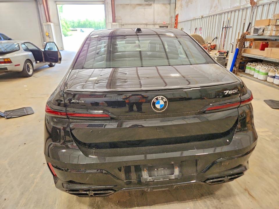 53802686 :رقم المزاد ، WBA33EJ06RCR52512 vin ، 2024 Bmw 760 مزاد بيع