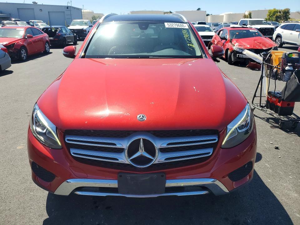 53279686 :رقم المزاد ، WDC0G4KBXJV070265 vin ، 2018 Mercedes-benz Glc مزاد بيع