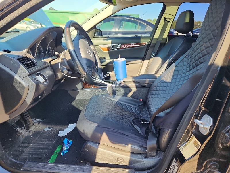 2011 Mercedes-benz C მანქანა იყიდება აუქციონზე, vin: WDDGF8BB0BR133484, აუქციონის ნომერი: 52593526