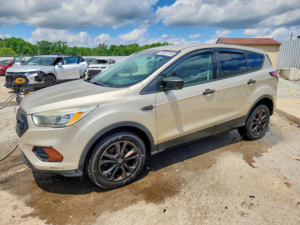 2017 Ford Escape მანქანა იყიდება აუქციონზე, vin: 1FMCU0F78HUC62919, აუქციონის ნომერი: 55023736