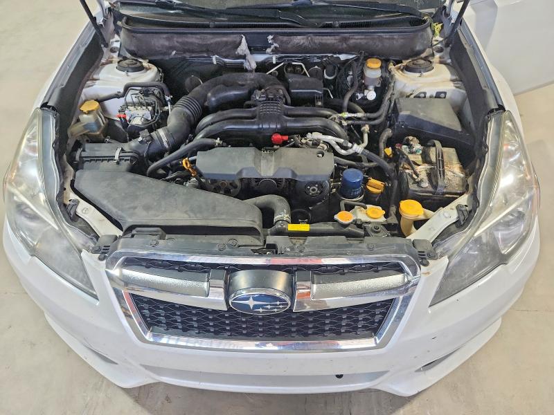 52901306 :رقم المزاد ، 4S3BMCL62E3036180 vin ، 2014 Subaru Legacy مزاد بيع