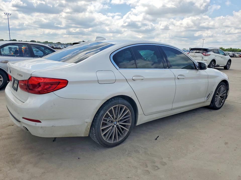 53006696 :رقم المزاد ، WBAJR3C07LWW69467 vin ، 2020 Bmw 530 مزاد بيع