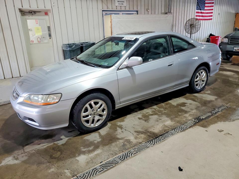 54141946 :رقم المزاد ، 1HGCG22501A033249 vin ، 2001 Honda Accord مزاد بيع