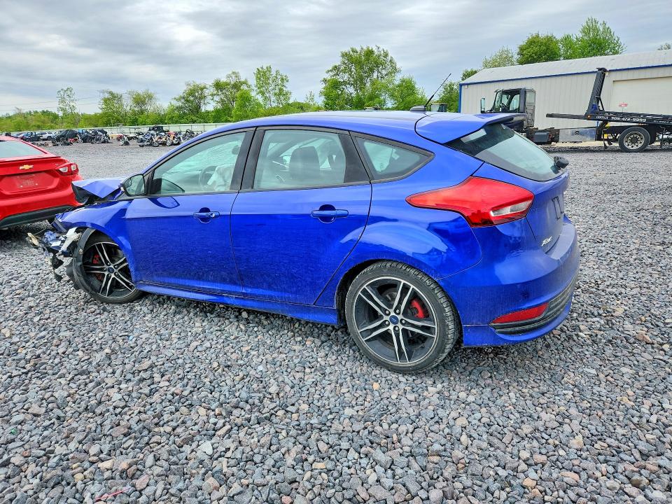 2015 Ford Focus მანქანა იყიდება აუქციონზე, vin: 1FADP3L91FL306677, აუქციონის ნომერი: 52507966