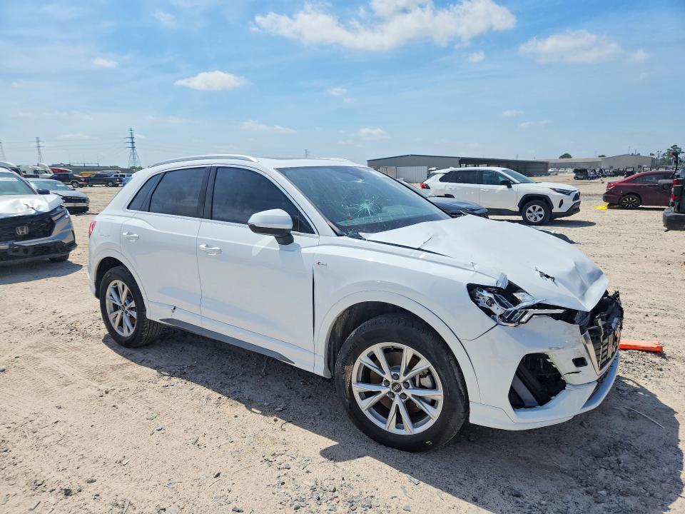 Auction sale of the 2025 Audi Q3, vin: WA1DECF30S1044643, lot number: 53269666