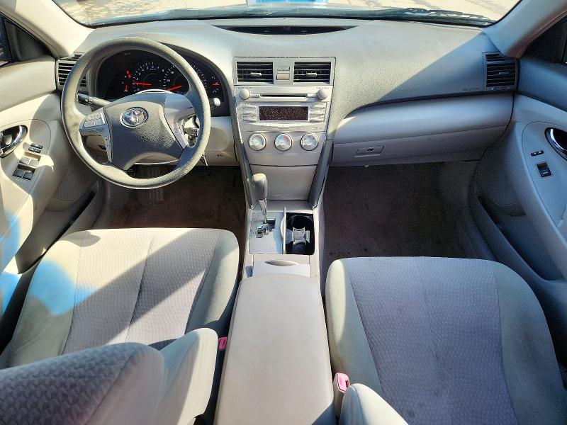 51864616 :رقم المزاد ، JTNBF3EK0A3002667 vin ، 2010 Toyota Camry مزاد بيع
