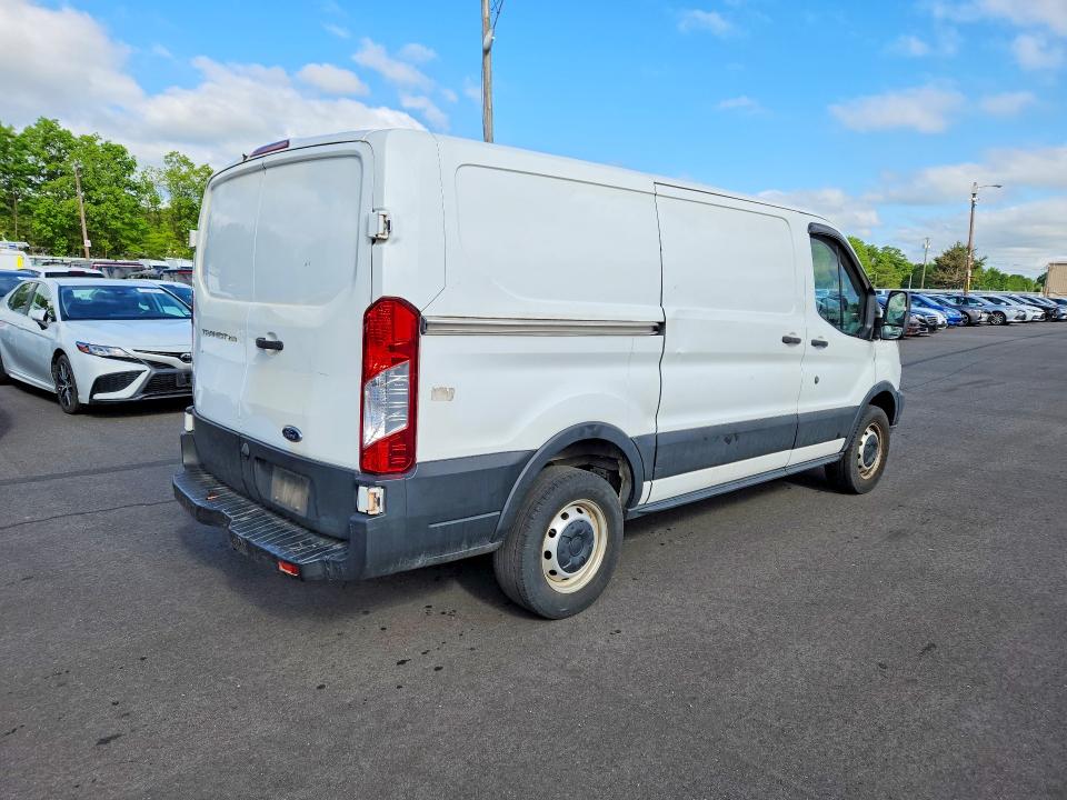 51818136 :رقم المزاد ، 1FTYR1YM9KKA45676 vin ، 2019 Ford Transit مزاد بيع