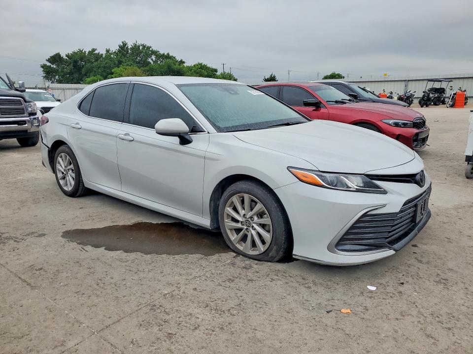 Продажа на аукционе авто 2022 Toyota Camry, vin: 4T1C11AK4NU046832, номер лота: 52700236