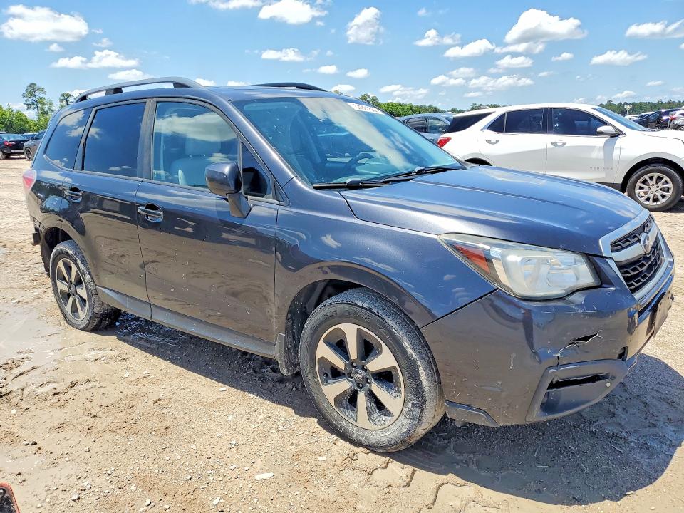 Продажа на аукционе авто 2018 Subaru Forester, vin: JF2SJAECXJH406886, номер лота: 54391566