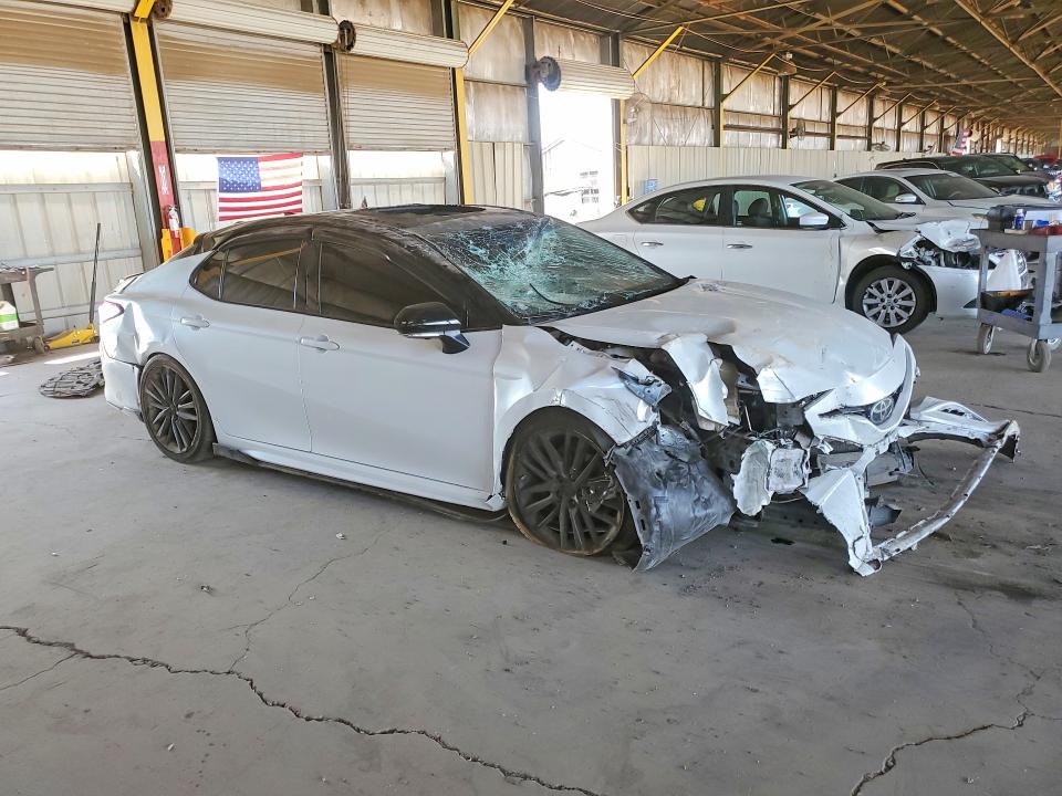 2018 Toyota Camry მანქანა იყიდება აუქციონზე, vin: 4T1BZ1HKXJU018893, აუქციონის ნომერი: 53408046