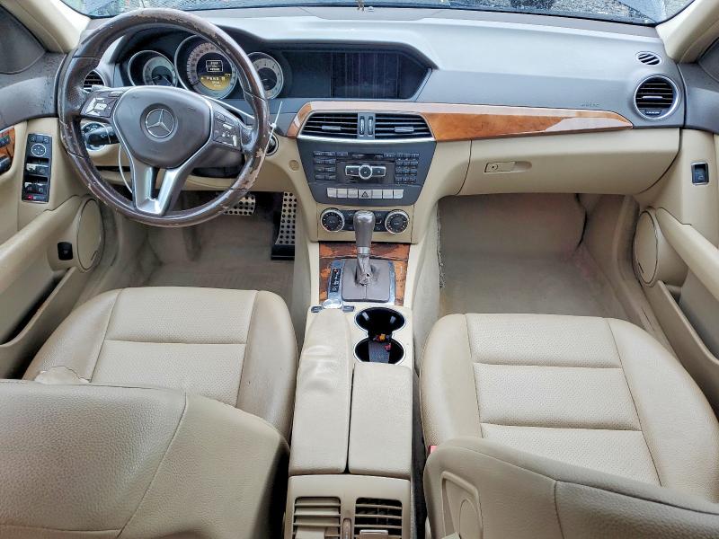 Продажа на аукционе авто 2012 Mercedes-benz C, vin: WDDGF8BB6CR198163, номер лота: 54535926