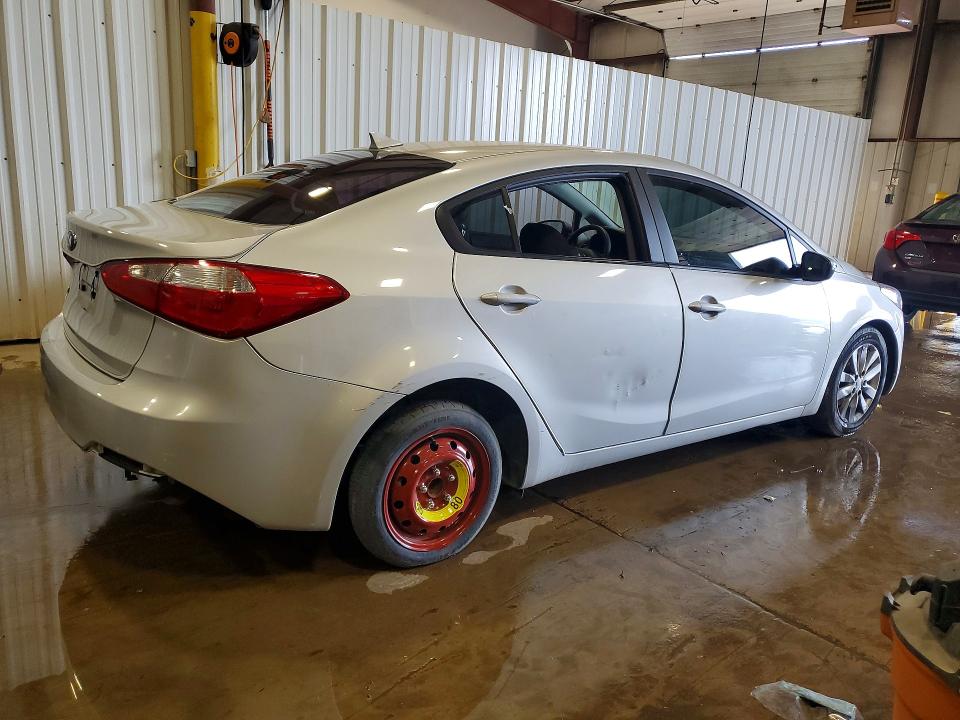 2016 Kia Forte მანქანა იყიდება აუქციონზე, vin: KNAFX4A61G5576044, აუქციონის ნომერი: 53819216