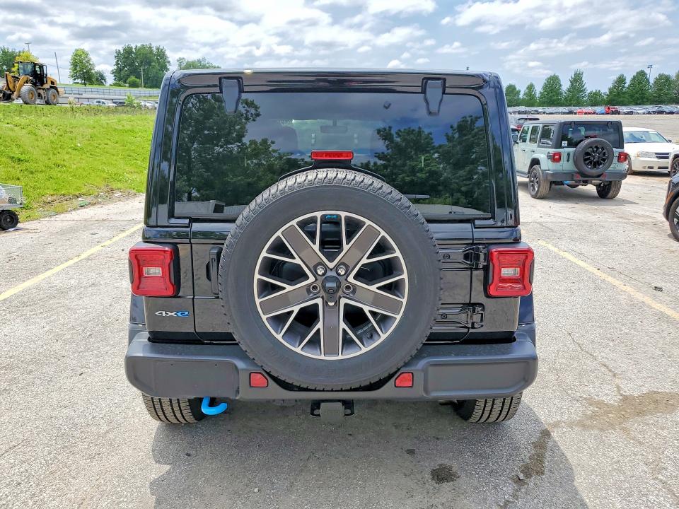 54248726 :رقم المزاد ، 1C4JJXP6XPW557400 vin ، 2023 Jeep Wrangler مزاد بيع